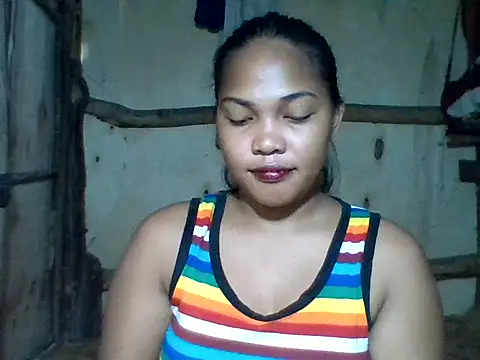 Snapshot of sweetlexypinay19 chatting on July 6, 10:56 pm sweetlexypinay19 online show from July 6, 10:56 pm