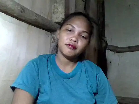 Snapshot of sweetlexypinay19 chatting on July 7, 10:03 pm sweetlexypinay19 online show from July 7, 10:03 pm