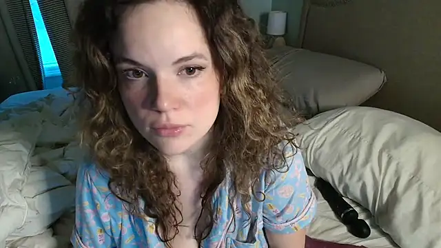 Snapshot of ClaireZX chatting on October 9, 12:14 pm ClaireZX online show from October 9, 12:14 pm