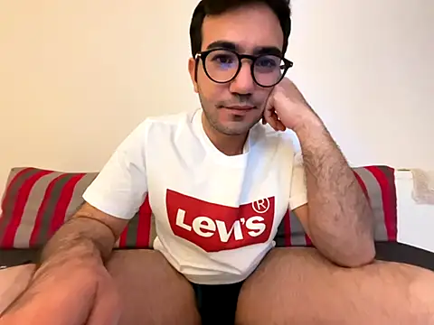 xochipilliii online show from October 15, 5:57 pm