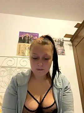 SweetieLina online show from October 6, 5:10 pm