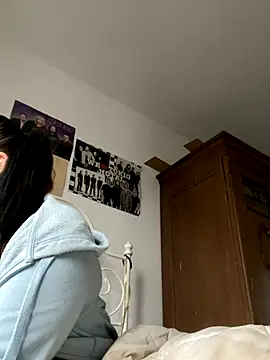 SweetieLina online show from October 8, 8:12 am