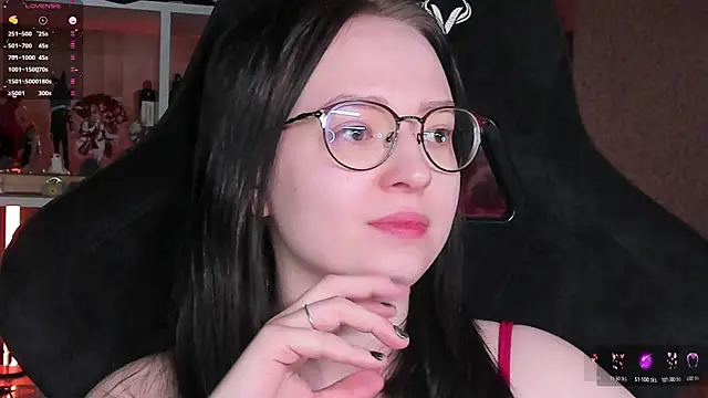 power robynn online show from April 1, 1:23 pm