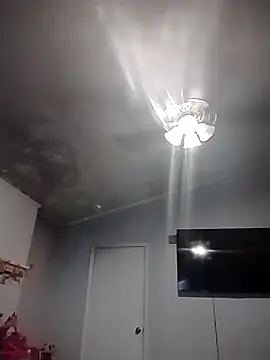 Mochalatte21 online show from September 28, 4:45 pm