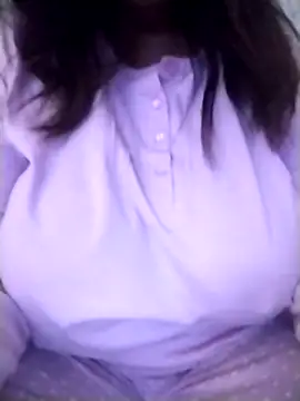 Snapshot of sexyguenda chatting on October 14, 7:58 pm sexyguenda online show from October 14, 7:58 pm