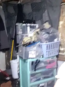 Snapshot of Queen2454 chatting on March 14, 8:20 am Queen2454 online show from March 14, 8:20 am