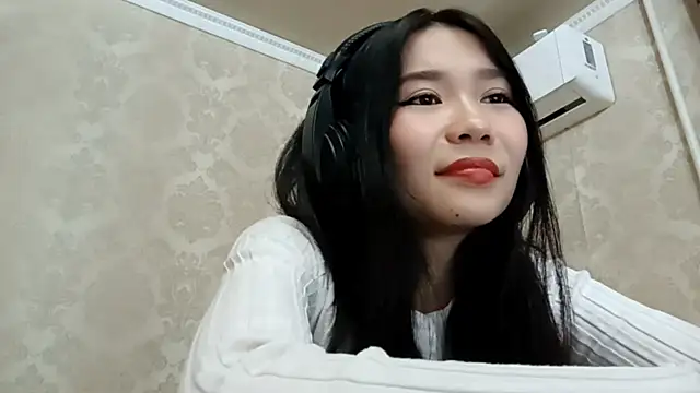 YukiShaapan online show from October 9, 10:13 am