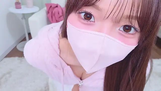 Seira  nn online show from March 30, 3:13 pm