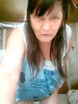 Snapshot of Apeesynka55211 chatting on November 14, 7:51 am Apeesynka55211 online show from November 14, 7:51 am