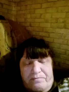 Snapshot of Apeesynka55211 chatting on November 14, 8:40 pm Apeesynka55211 online show from November 14, 8:40 pm