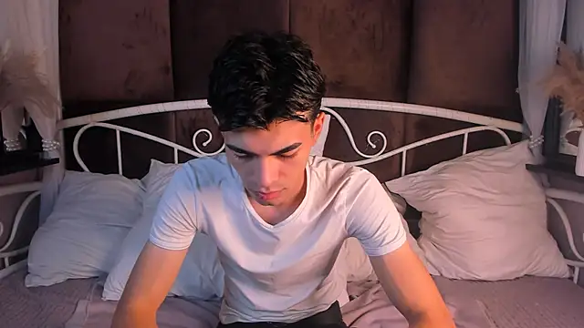 JaremyHarris online show from October 12, 8:41 pm