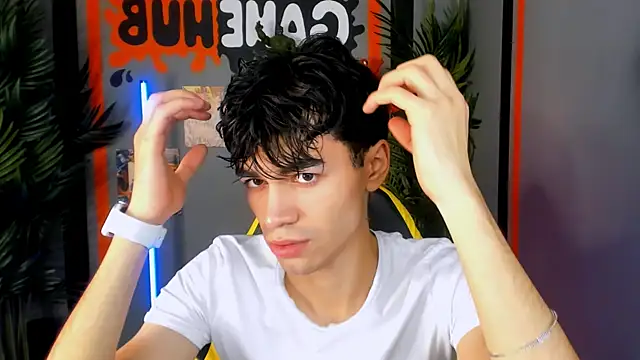 JaremyHarris online show from November 11, 10:48 am