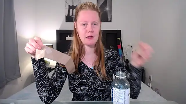 naughtyfox89 online show from March 6, 3:03 am