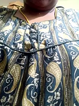 Snapshot of harinisree chatting on November 29, 4:59 am harinisree online show from November 29, 4:59 am