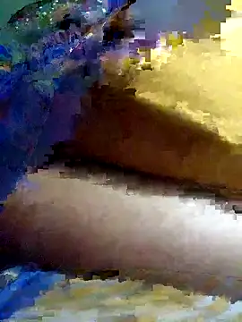 Snapshot of harinisree chatting on November 30, 6:23 pm harinisree online show from November 30, 6:23 pm