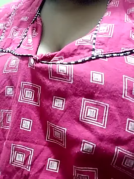 Snapshot of harinisree chatting on December 18, 2:34 pm harinisree online show from December 18, 2:34 pm