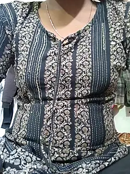 Snapshot of Hotty_ruvi chatting on November 5, 8:03 am Hotty ruvi online show from November 5, 8:03 am