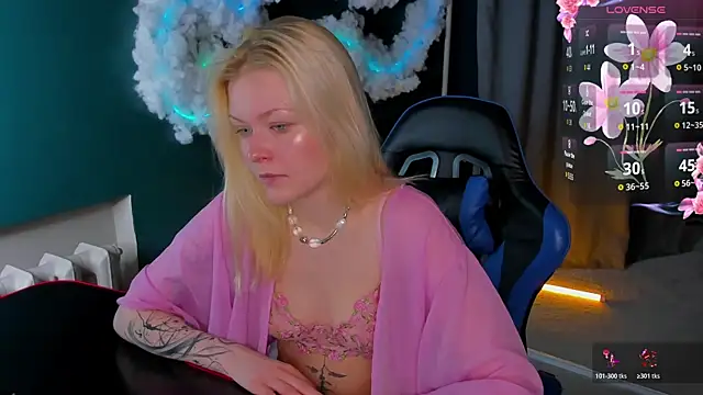 Callista a online show from March 17, 2:49 am