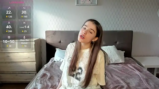 ShellyMoon  online show from October 19, 12:39 pm