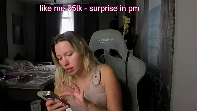 Snapshot of stefany_and_bettany chatting on July 7, 1:26 pm stefany and bettany online show from July 7, 1:26 pm