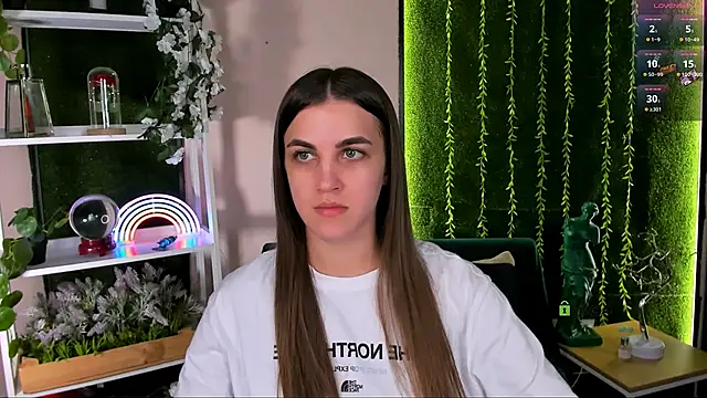 Snapshot of lina_fox12 chatting on June 29, 2:50 pm lina fox12 online show from June 29, 2:50 pm