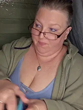 Budd Bunney online show from February 4, 2:28 am