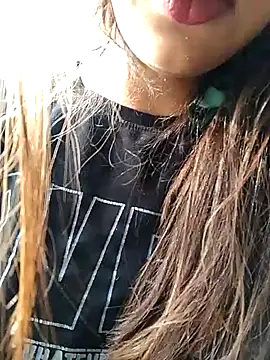 Snapshot of PEEHU-50 chatting on February 24, 3:04 am PEEHU-50 online show from February 24, 3:04 am