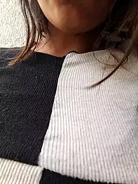 Snapshot of PEEHU-50 chatting on February 28, 2:23 am PEEHU-50 online show from February 28, 2:23 am