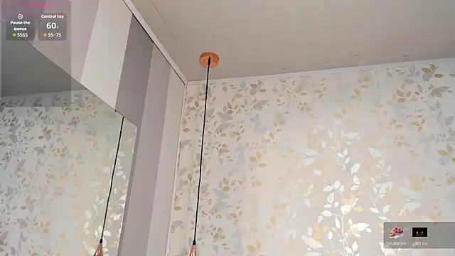 Luciaoregon online show from November 8, 1:11 pm