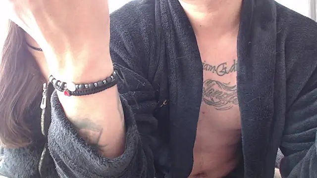 Snapshot of stiven_1_ chatting on October 9, 8:29 pm stiven 1 online show from October 9, 8:29 pm