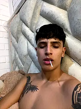 Snapshot of Liam_Brookss chatting on November 11, 1:49 am Liam Brookss online show from November 11, 1:49 am