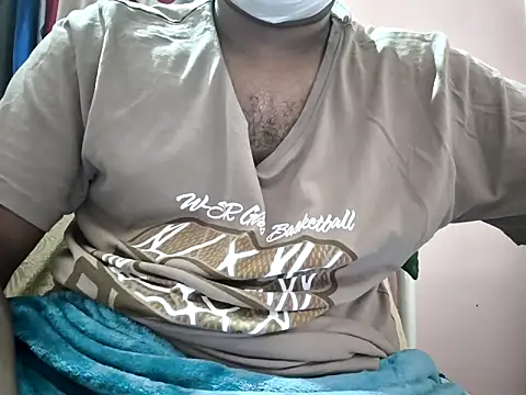 Snapshot of mallu_boy_23 chatting on October 3, 10:07 pm mallu boy 23 online show from October 3, 10:07 pm