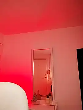 Snapshot of aleja_cy chatting on September 30, 1:54 am aleja cy online show from September 30, 1:54 am