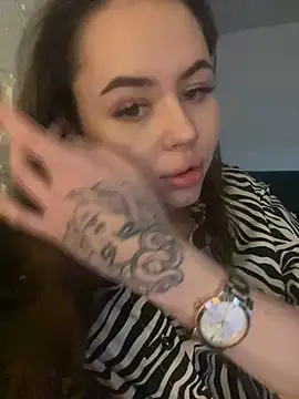 Snapshot of AlmaryKim chatting on January 6, 11:31 pm AlmaryKim online show from January 6, 11:31 pm