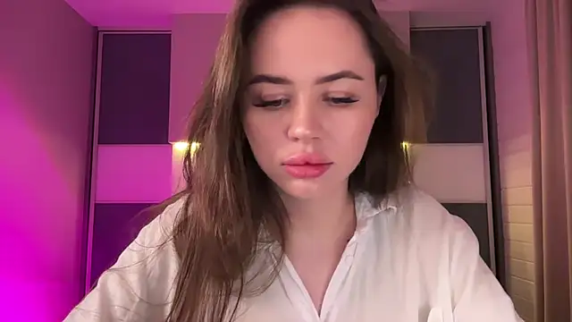 Snapshot of AlmaryKim chatting on February 3, 3:59 pm AlmaryKim online show from February 3, 3:59 pm