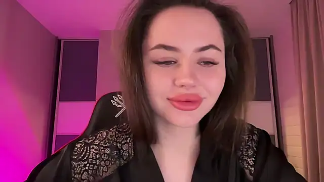 Snapshot of AlmaryKim chatting on February 11, 9:25 pm AlmaryKim online show from February 11, 9:25 pm