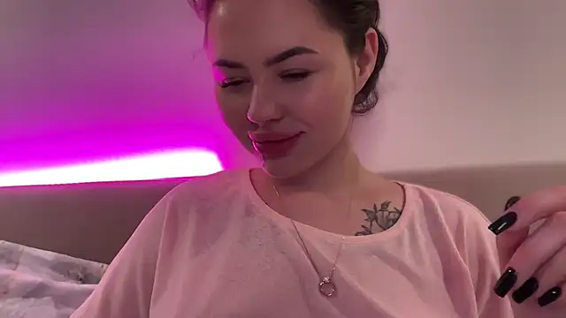 Snapshot of AlmaryKim chatting on September 27, 8:25 pm AlmaryKim online show from September 27, 8:25 pm