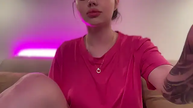 Snapshot of AlmaryKim chatting on September 29, 8:02 pm AlmaryKim online show from September 29, 8:02 pm