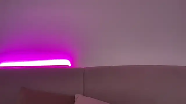 AlmaryKim online show from February 6, 7:17 pm