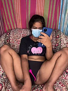 SukiyamaAsia online show from April 11, 7:45 am