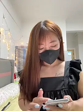 Snapshot of jun-xinh09 chatting on October 6, 10:45 am jun-xinh09 online show from October 6, 10:45 am