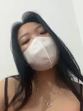 Snapshot of jun-xinh09 chatting on May 31, 7:37 pm jun-xinh09 online show from May 31, 7:37 pm