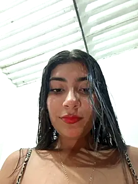 Snapshot of Sweed-virgin-pussy chatting on June 10, 1:17 am Sweed-virgin-pussy online show from June 10, 1:17 am