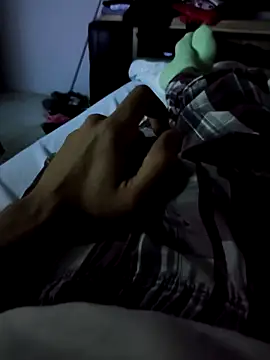 Snapshot of tumiembrofav chatting on September 30, 5:12 am tumiembrofav online show from September 30, 5:12 am