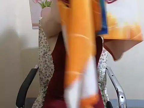 Snapshot of Sweetest_Zara18xx chatting on December 16, 12:59 am Sweetest Zara18xx online show from December 16, 12:59 am