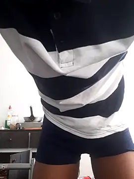 Snapshot of DUCKxdee chatting on November 12, 12:38 pm DUCKxdee online show from November 12, 12:38 pm