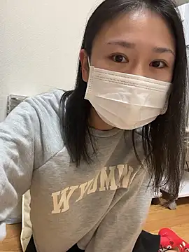 Snapshot of mia2_jp chatting on November 5, 11:54 am mia2 jp online show from November 5, 11:54 am