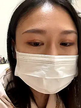 Snapshot of mia2_jp chatting on November 15, 1:47 am mia2 jp online show from November 15, 1:47 am