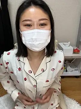 Snapshot of mia2_jp chatting on April 19, 10:34 pm mia2 jp online show from April 19, 10:34 pm