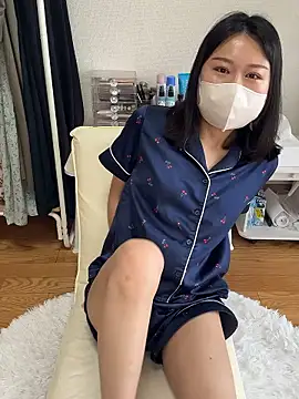 Snapshot of mia2_jp chatting on July 5, 12:06 am mia2 jp online show from July 5, 12:06 am